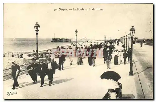 Cartes postales Dieppe Le Boulevard Maritime