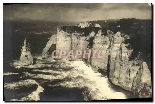 Cartes postales Porte d Aval et Aiguille Etretat