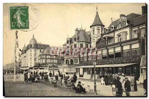 Cartes postales Trouville sur Mer La promenade