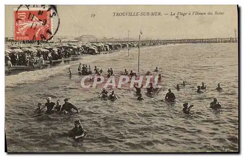 Ansichtskarte AK Trouville sur Mer La Plage a l Heure des Bains