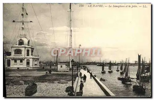 Cartes postales Le Havre Le Semaphore et la Jetee Bateaux