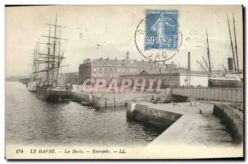 Cartes postales Le Havre Les Docks Entrepots Bateaux