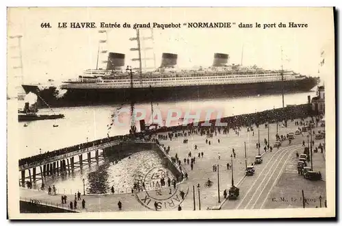 Cartes postales Le Havre Entree du Grand Paquebot dans le port Bateau