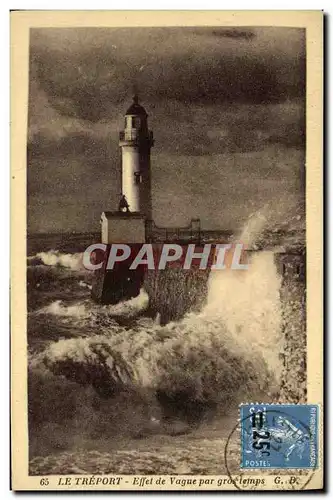 Cartes postales Le Treport Effet de Vague Par Gros Temps Phare