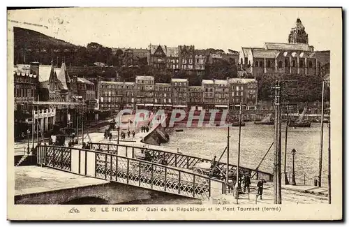 Ansichtskarte AK Le Treport Quai de la Republique et le Pont Tournant