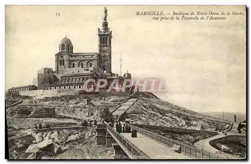 Ansichtskarte AK Marseille Basilique de Notre Dame de la Garde vue prise de la passerelle de l ascenseur