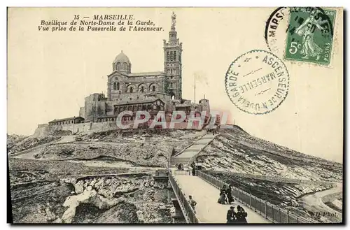 Cartes postales Marseille Basilique de Notre Dame de la Garde Vue prise de la passerelle de l ascenseur