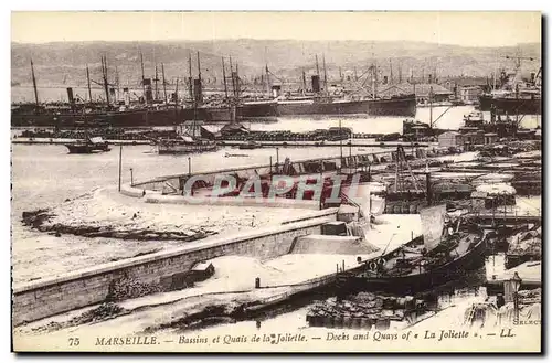 Cartes postales Marseille Bassins et Quais de la Joliette Bateaux