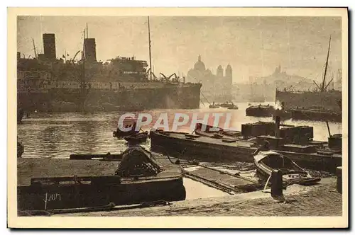 Cartes postales Marseille Le port de la Joliette Bateaux