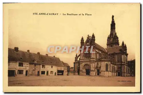 Cartes postales Anne d Auray La Basilique et la Place