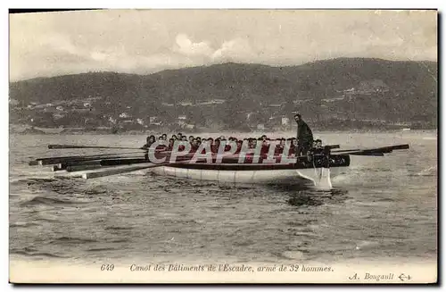 Ansichtskarte AK Bateau Guerre Canot des Batiments de l Escadre arme de 32 hommes