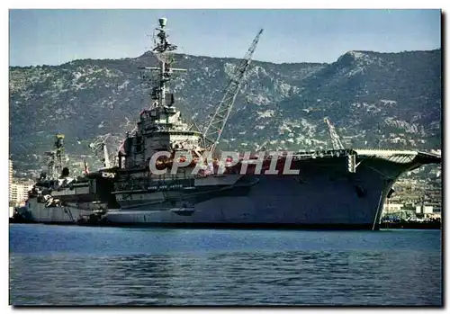 Cartes postales moderne Bateau Guerre La Cote D Azur Varoise Toulon Le Clemenceau a Quai Porte avions