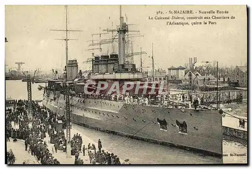 Cartes postales Bateau Guerre St Nazaire Nouvelle Entree Le Cuirasse Diderot construit aux Chantiers de l Atlant