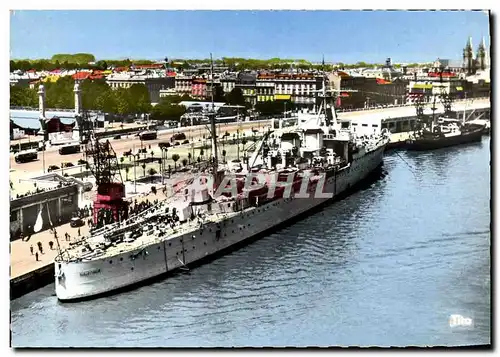 Moderne Karte Bateau Guerre Port autonome de Bordeaux Croiseur devant les