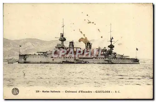 Cartes postales Bateau Guerre Marine Militaire Le Gaulois Cuirasse d Escadre