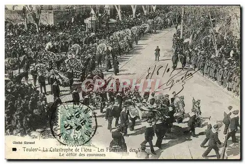 Cartes postales Bateau Guerre Toulon La Catastrophe de L Iena Les Funerailles des victimes Le defile des couronn