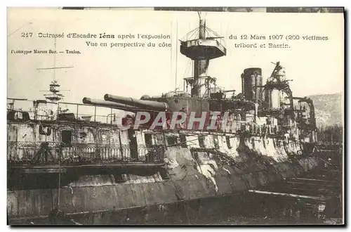 Ansichtskarte AK Bateau Guerre Culrasse d Escadre Iena Apres L Explosion Vue en Perspective du Cote