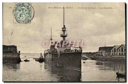 Cartes postales Bateau Port militaire de Brest Entree du cuirasse Leon Gambetta