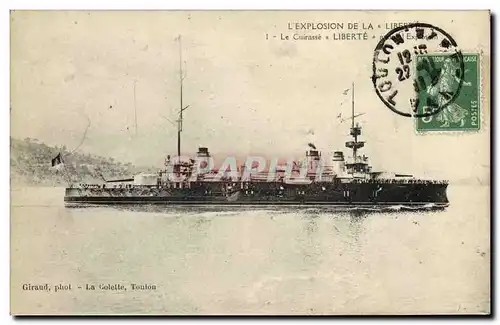 Cartes postales Bateau L explosion de la liberte Cuirasse