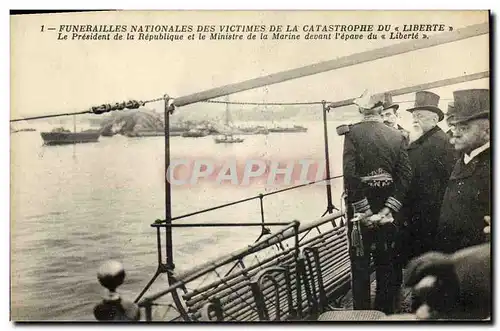 Cartes postales Bateau Catastrophe de la Liberte Toulon Le president de la Republique et le ministre de la marin