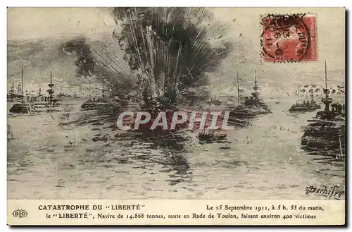 Cartes postales Bateau Catastrophe du Liberte en rade de Toulon