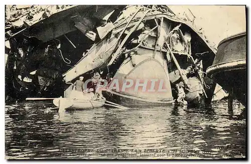 Cartes postales Bateau Catastrophe du Liberte Toulon