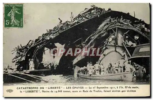 Cartes postales Bateau Catastrophe du Liberte Toulon Les epaves