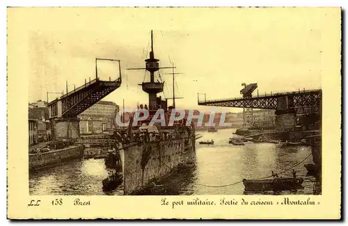 Cartes postales Bateau Port militaire Sortie du croiseur Montcalm