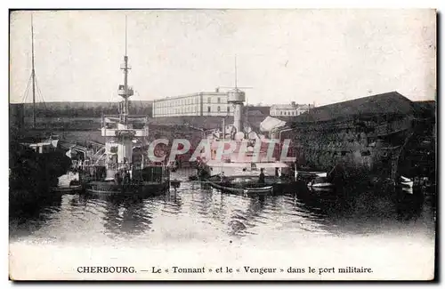 Ansichtskarte AK Bateau Guerre Cherbourg le tonnant et le Vengeur dans le port militaire