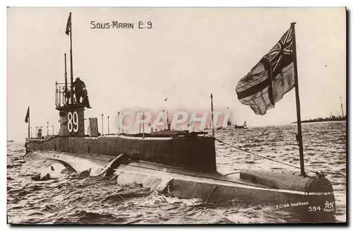 Cartes postales Bateau Guerre Sous marin E9