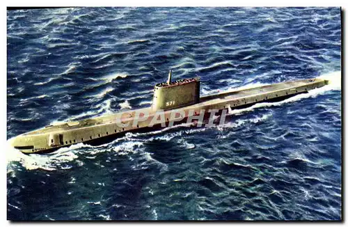 Cartes postales moderne Bateau Guerre sous marin Nautilus Premier sous marin atomique Nucleaire