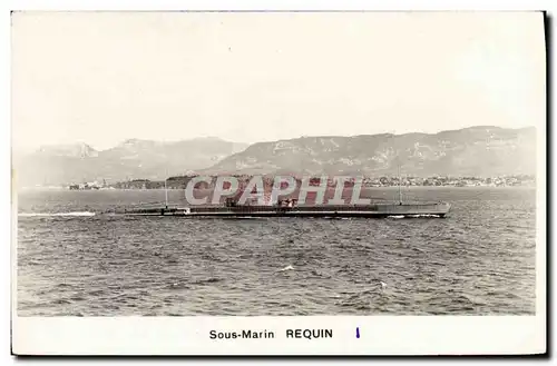 Cartes postales Bateau Guerre Sous marin REquin