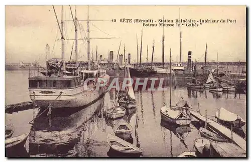 Cartes postales Bateau Sete Sete Station balneaire Interieur du port Bateau mousse le Gabes