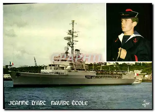 Cartes postales moderne Bateau Guerre Le navire ecole Jeanne d arc