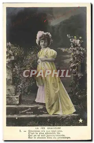 Cartes postales Fantaisie Enfant La fee gracieuse