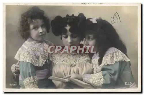 Cartes postales Fantaisie Femme et enfants