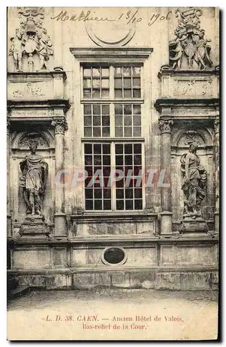 Ansichtskarte AK Caen Ancien Hotel de Valois Bas Relief de Cour