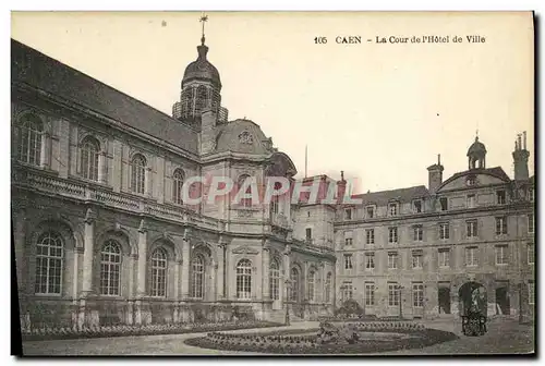 Ansichtskarte AK Caen Cour de L Hotel de Ville