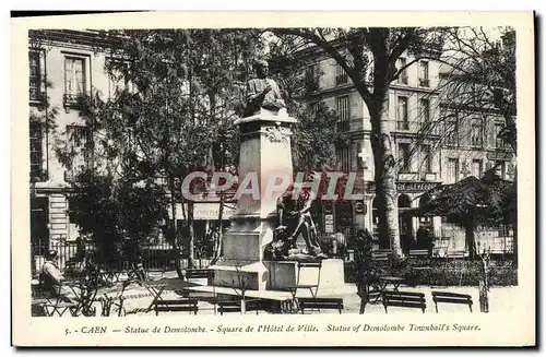 Ansichtskarte AK Caen Statue de Demolombe Square de L Hotel de Ville