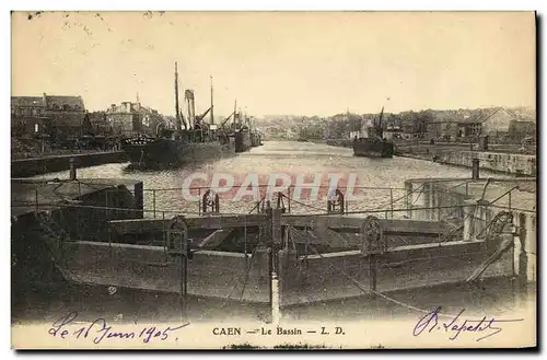 Ansichtskarte AK Caen Le Bassin Bateau Saint Remy Caen