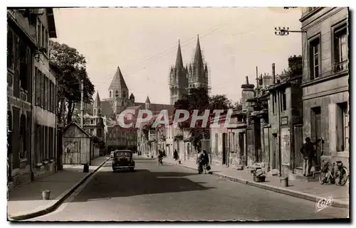 Cartes postales moderne Caen Rue St Manvieux et l Eglise St Etienne