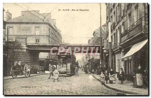 Ansichtskarte AK Caen Rue de Vaucelles Tramway Enfants