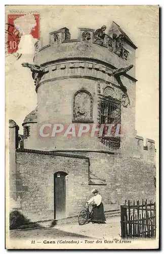 Cartes postales Caen La Tour des Gens d Armes Femme a velo Cycle