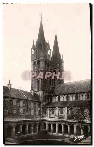 Cartes postales moderne Caen Eglise Abbatiale Saint Etienne Tours et fleches cues du cloitre de l Abbaye aux Hommes