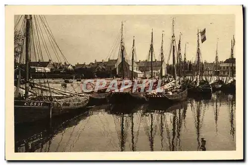 Cartes postales Grandcamp les Bains Le Port Bateau