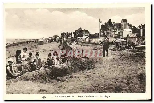 Cartes postales Hermanville Jeux d enfants sur la Plage