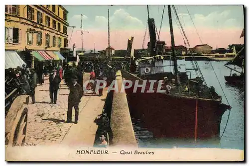 Ansichtskarte AK Honfleur Le Quai Beaulieu Bateau