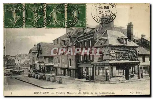 Cartes postales Honfleur Vieilles Maisons du Quai de la Quarantaine Cafe de la Reunion Tabac