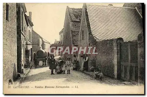 Cartes postales Langrune Vieilles Maisons Normandes Enfants Folklore