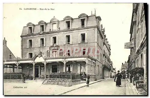 Ansichtskarte AK Langrune Rue de la Mer Grand Hotel